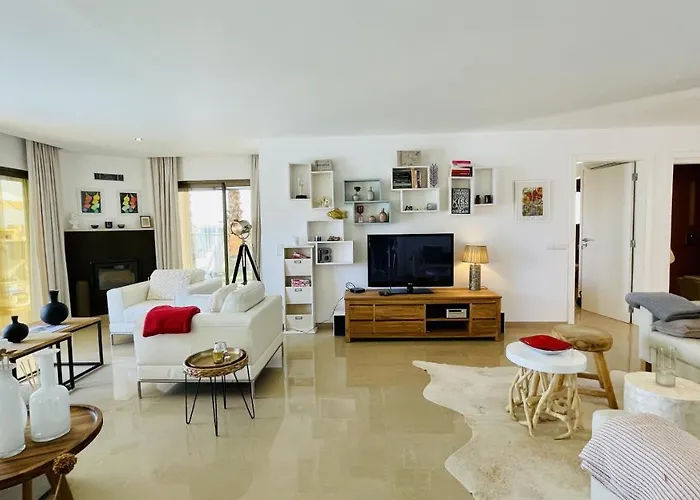 By Check-in Portugal